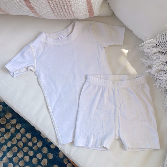 SALE ✨ Hanna Andersson Summer PJs Bundle size 4 - Picture 4 of 7